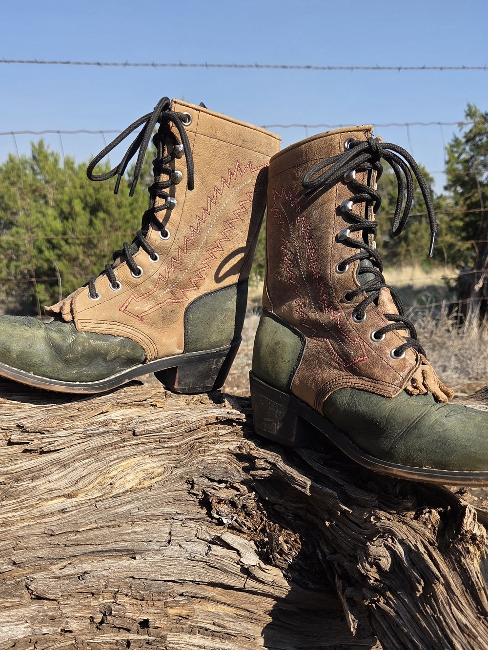 Two-Tone Lace-Up Western Boots in Brown and Olive Green